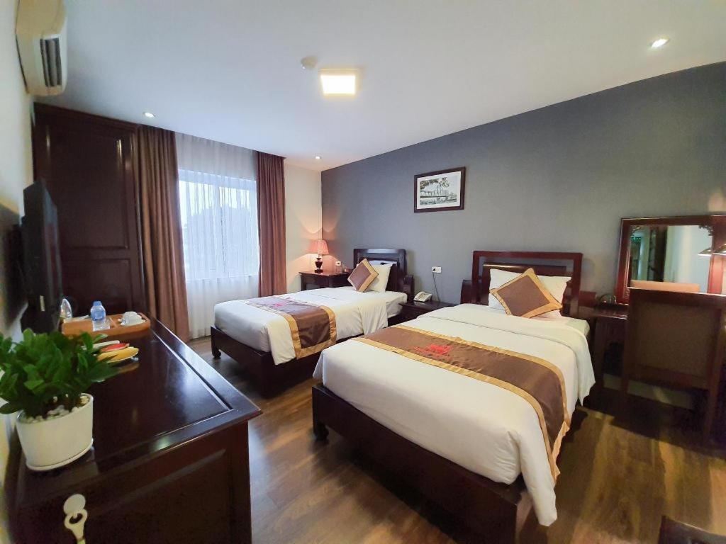 Cherry Hotel 1 Ханой Екстериор снимка